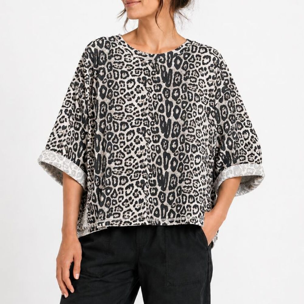 Umgee Leopard Print Oversized Boxy Hi Lo Knit Top Sz L Animal Print Dolman Sleev